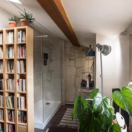 Les Jardins Suspendus Hostel *