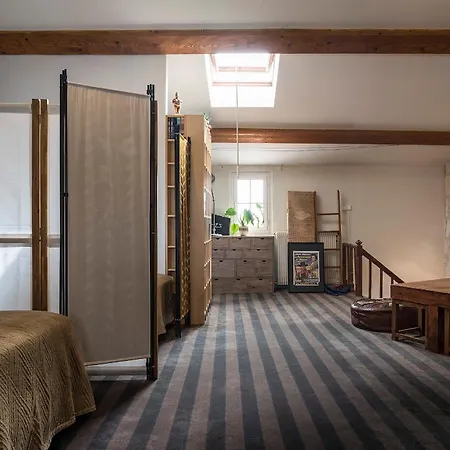 Les Jardins Suspendus Pensión *