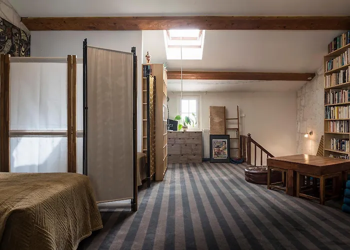 Les Jardins Suspendus Pensión *